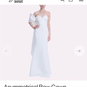 Badgley Mischka White Strapless Gown with Oversized Side Bow